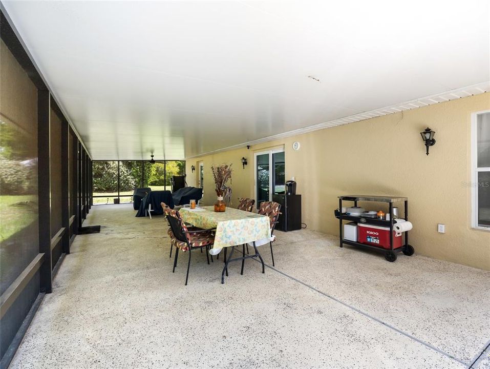 En Venta: $519,999 (3 camas, 3 baños, 2590 Pies cuadrados)