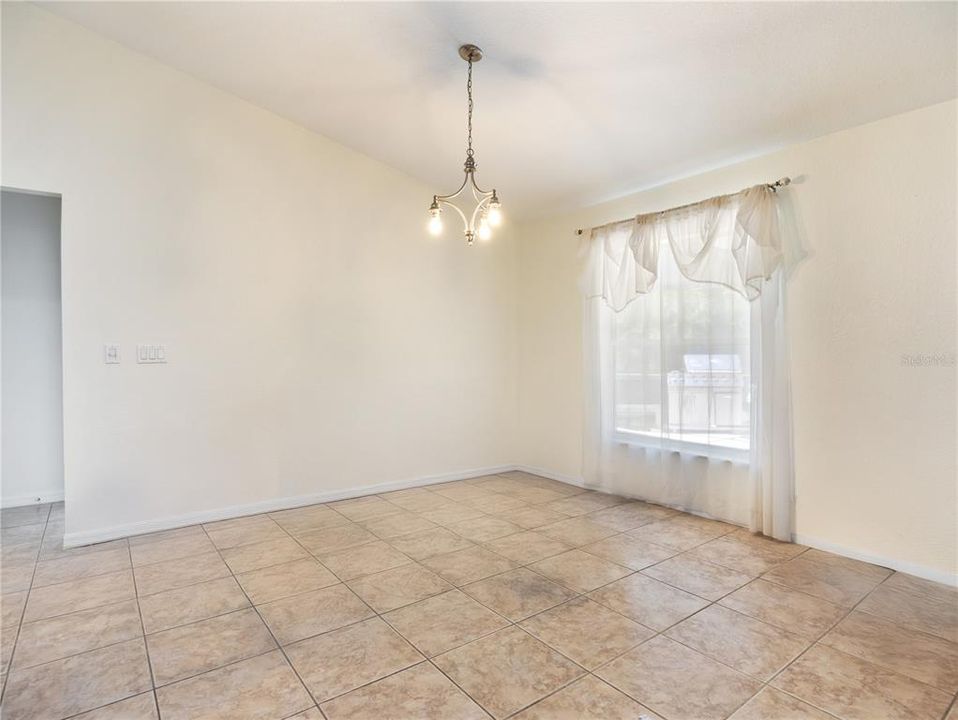 En Venta: $519,999 (3 camas, 3 baños, 2590 Pies cuadrados)