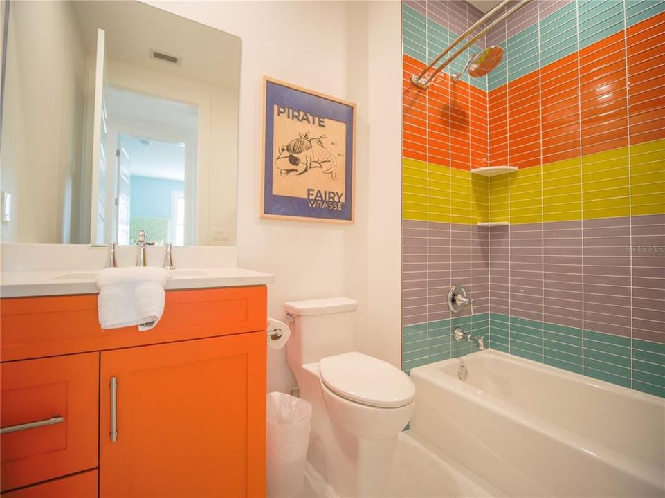 待售: $3,799,000 (8 贝兹, 6 浴室, 3859 平方英尺)