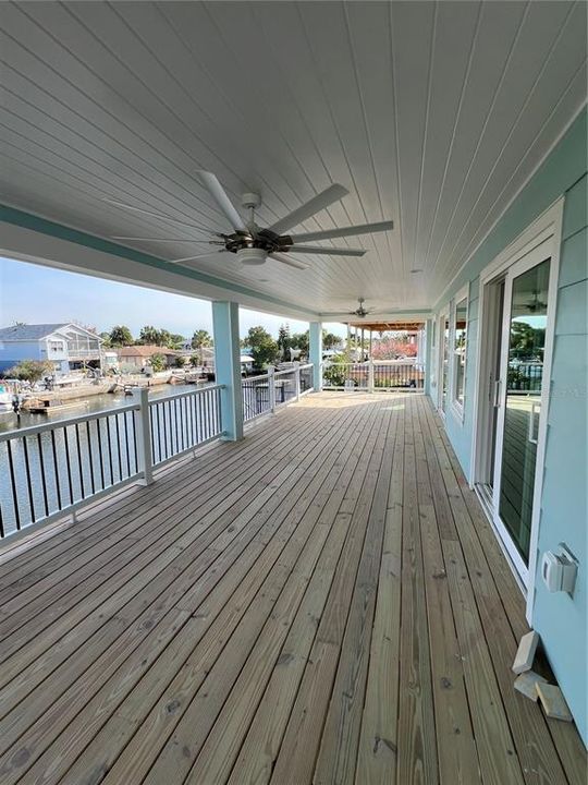 Недавно продано: $550,000 (3 спален, 2 ванн, 1927 Квадратных фут)