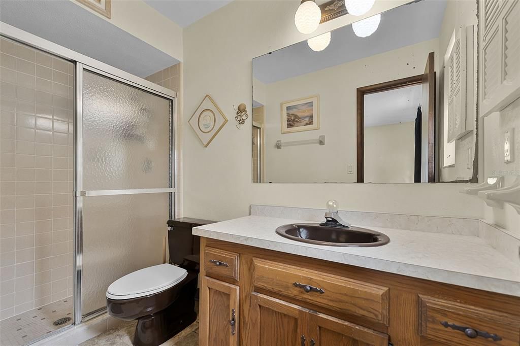 На продажу: $314,500 (3 спален, 2 ванн, 1316 Квадратных фут)