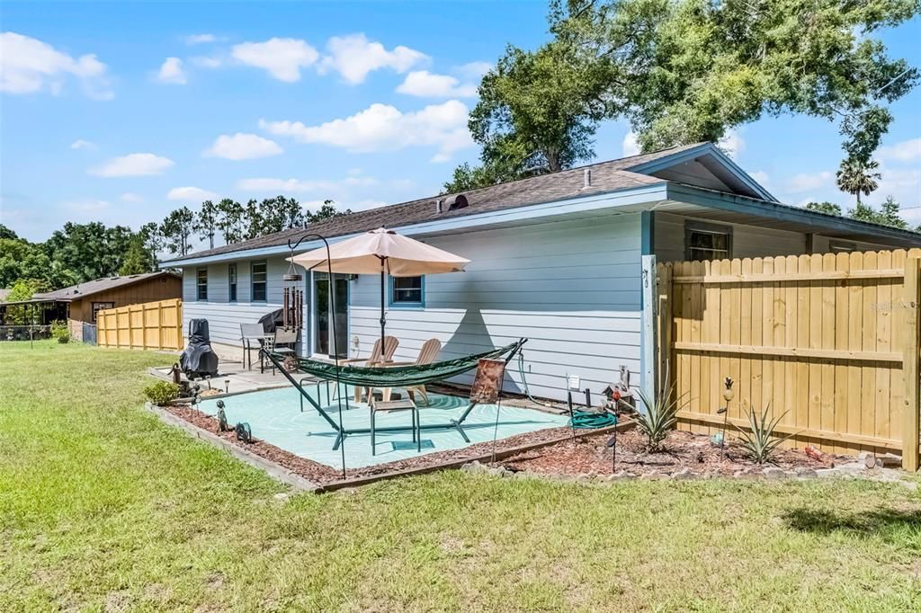 На продажу: $314,500 (3 спален, 2 ванн, 1316 Квадратных фут)