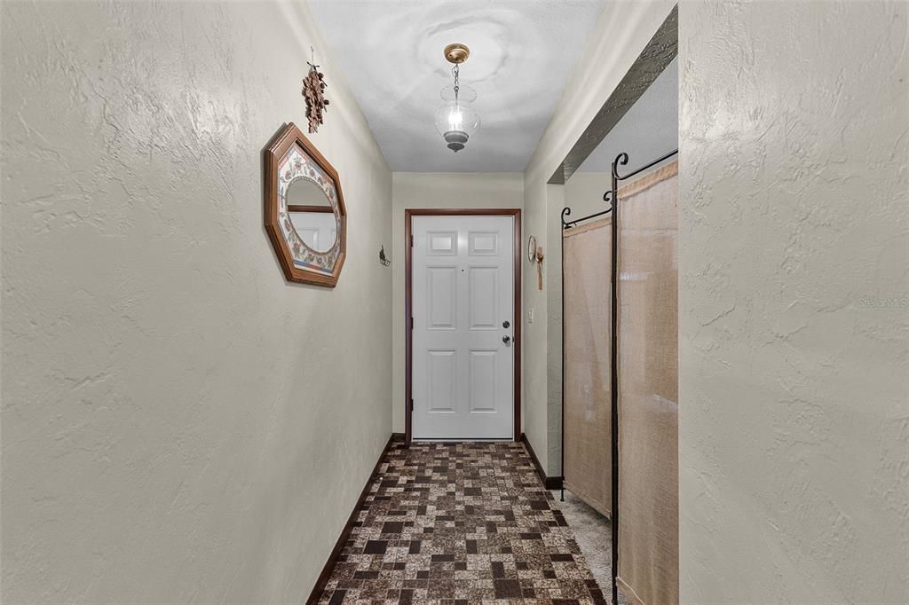 На продажу: $314,500 (3 спален, 2 ванн, 1316 Квадратных фут)