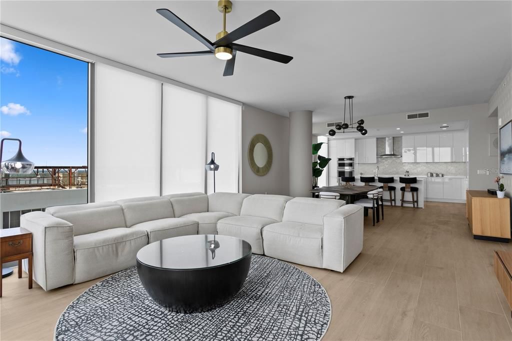 Activo con contrato: $2,375,000 (3 camas, 4 baños, 2712 Pies cuadrados)