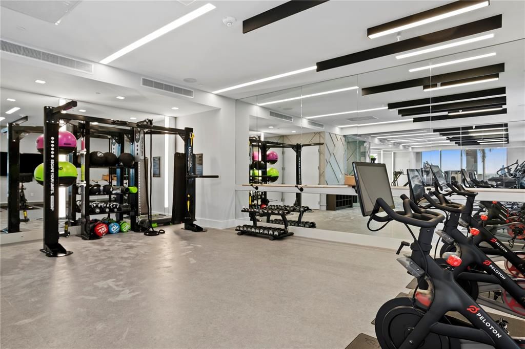 Activo con contrato: $2,375,000 (3 camas, 4 baños, 2712 Pies cuadrados)