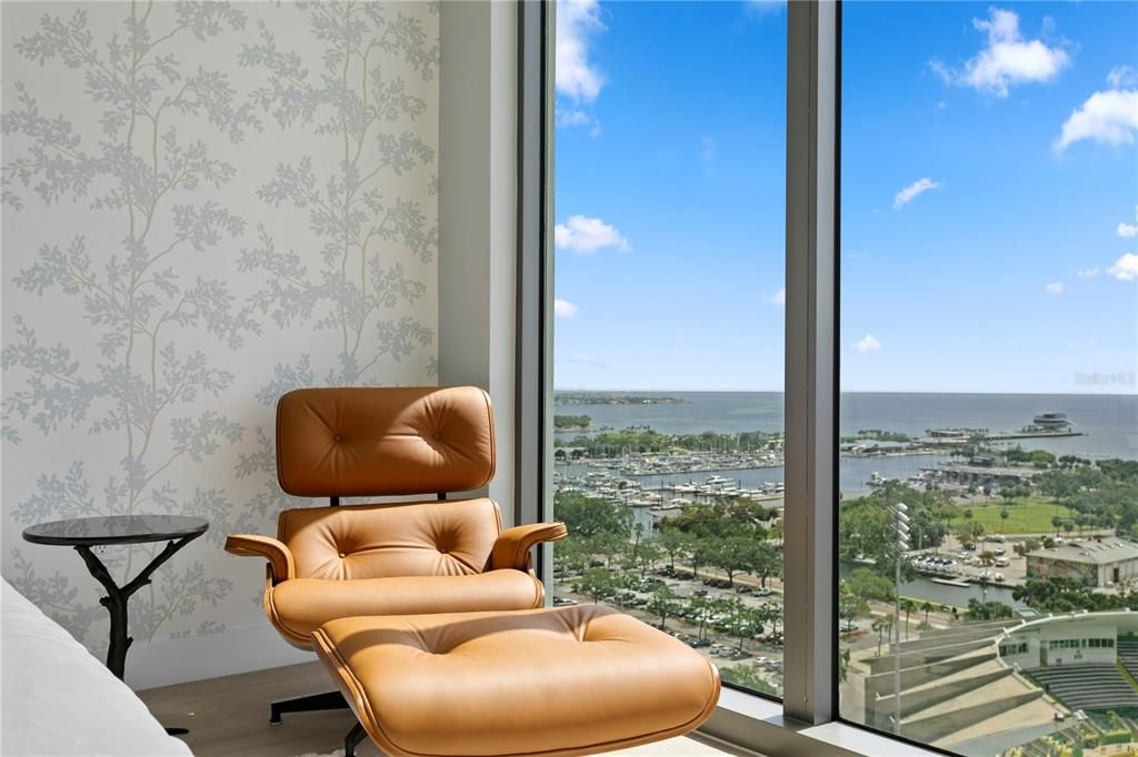 Activo con contrato: $2,375,000 (3 camas, 4 baños, 2712 Pies cuadrados)