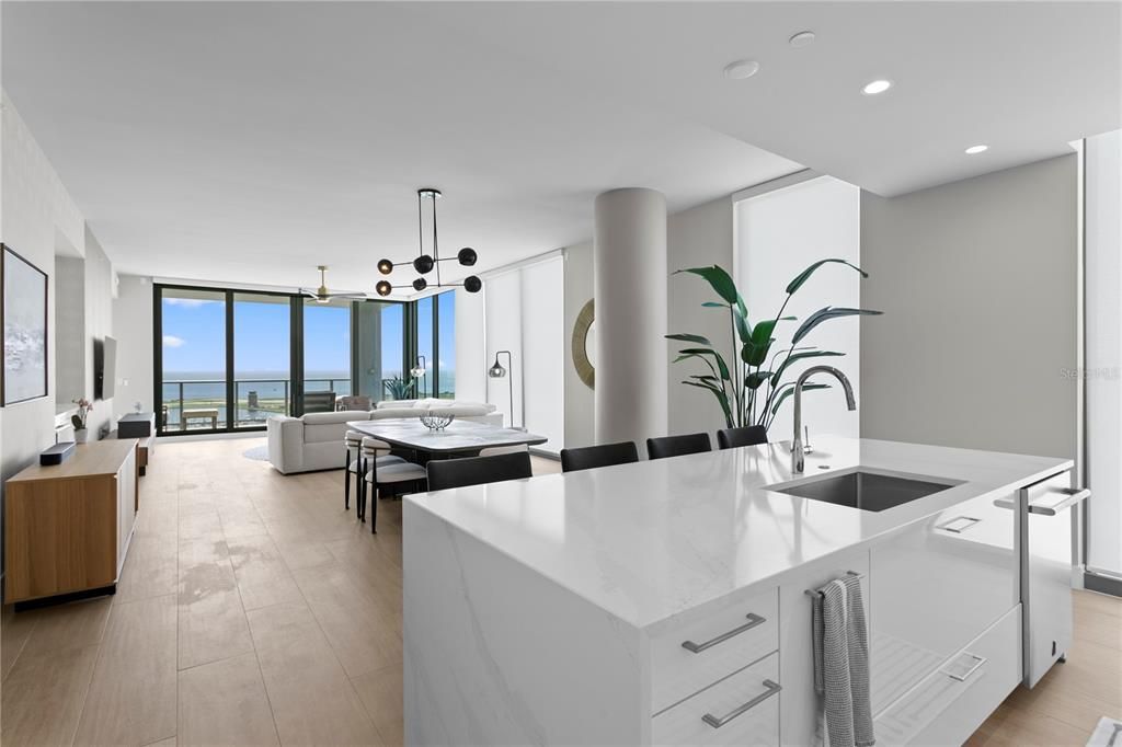 Activo con contrato: $2,375,000 (3 camas, 4 baños, 2712 Pies cuadrados)