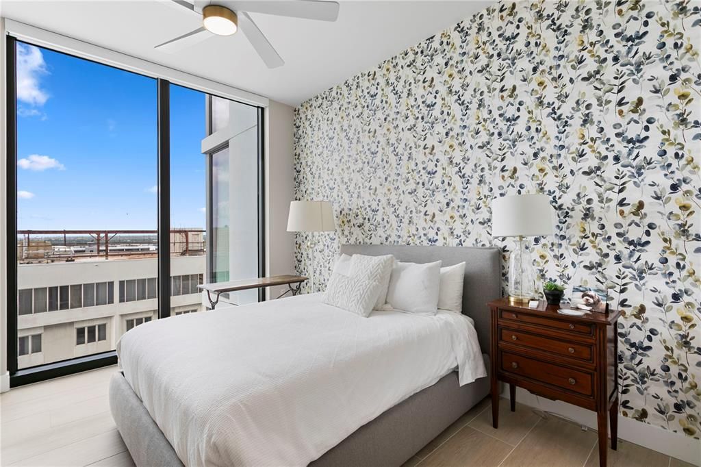 Activo con contrato: $2,375,000 (3 camas, 4 baños, 2712 Pies cuadrados)