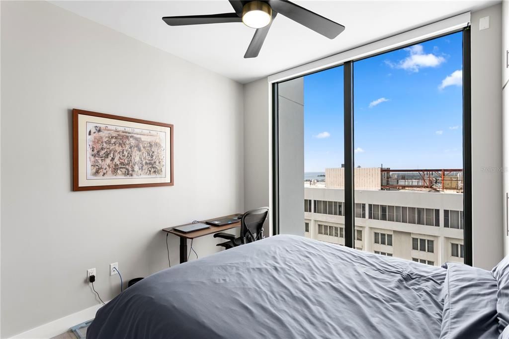 Activo con contrato: $2,375,000 (3 camas, 4 baños, 2712 Pies cuadrados)