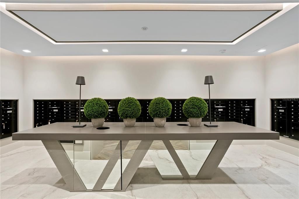 Activo con contrato: $2,375,000 (3 camas, 4 baños, 2712 Pies cuadrados)