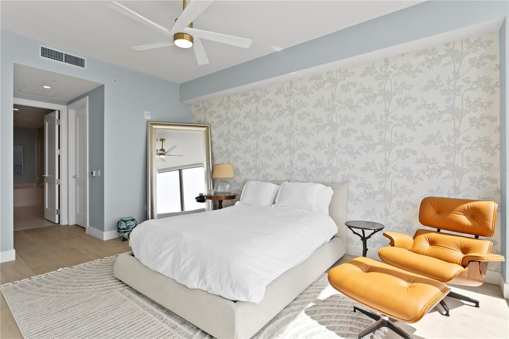 Activo con contrato: $2,375,000 (3 camas, 4 baños, 2712 Pies cuadrados)