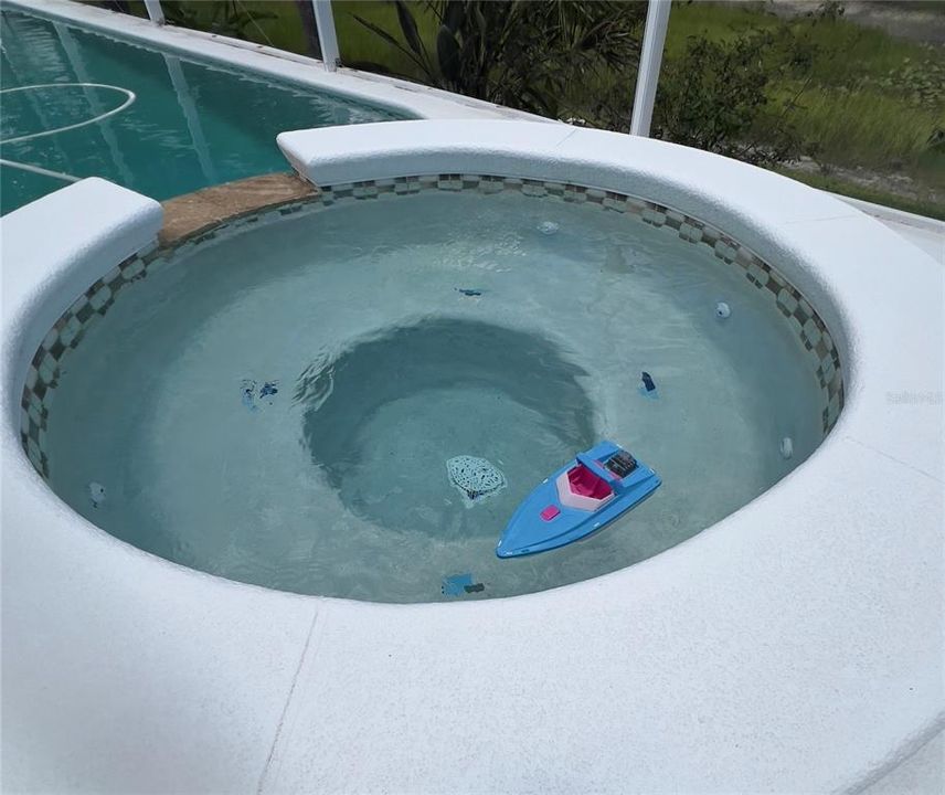 En Venta: $450,000 (3 camas, 2 baños, 2208 Pies cuadrados)