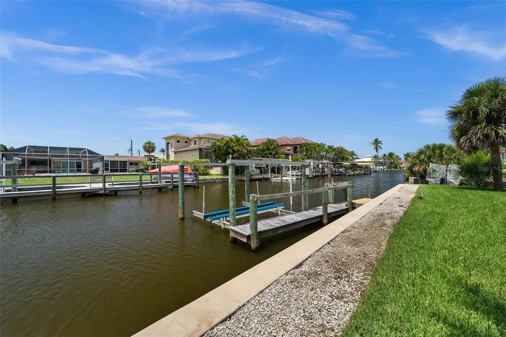 Keep your boat on the lift for Gulf adventures
