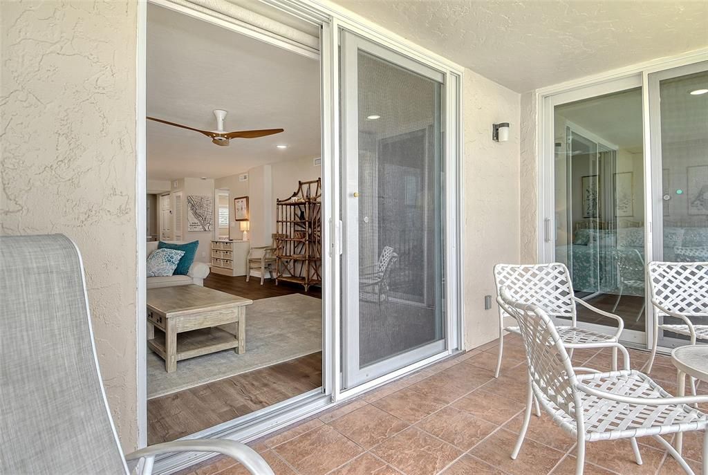 Под контрактом: $1,250,000 (3 спален, 2 ванн, 1484 Квадратных фут)