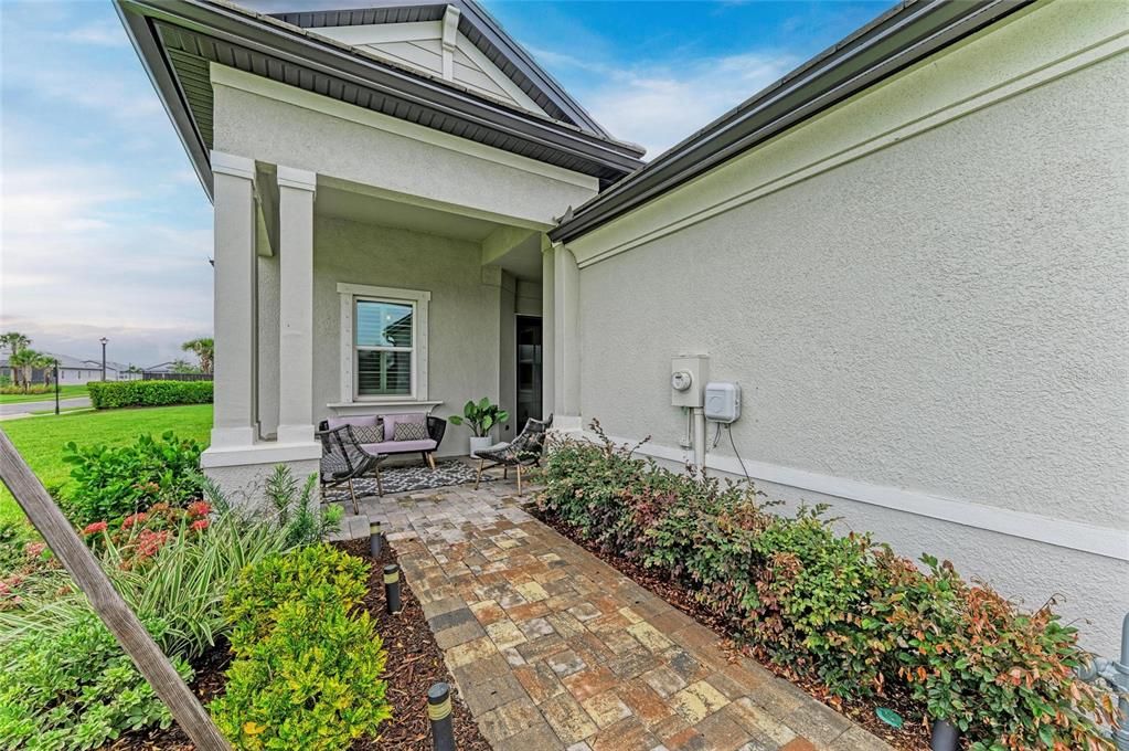 Под контрактом: $2,800 (2 спален, 2 ванн, 1672 Квадратных фут)