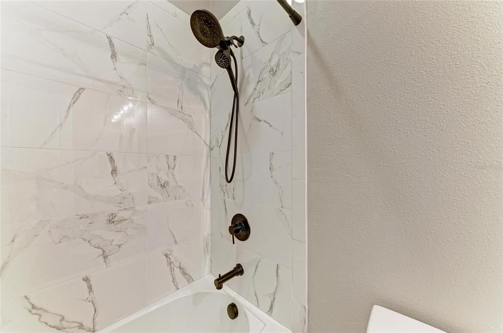 Под контрактом: $2,800 (2 спален, 2 ванн, 1672 Квадратных фут)