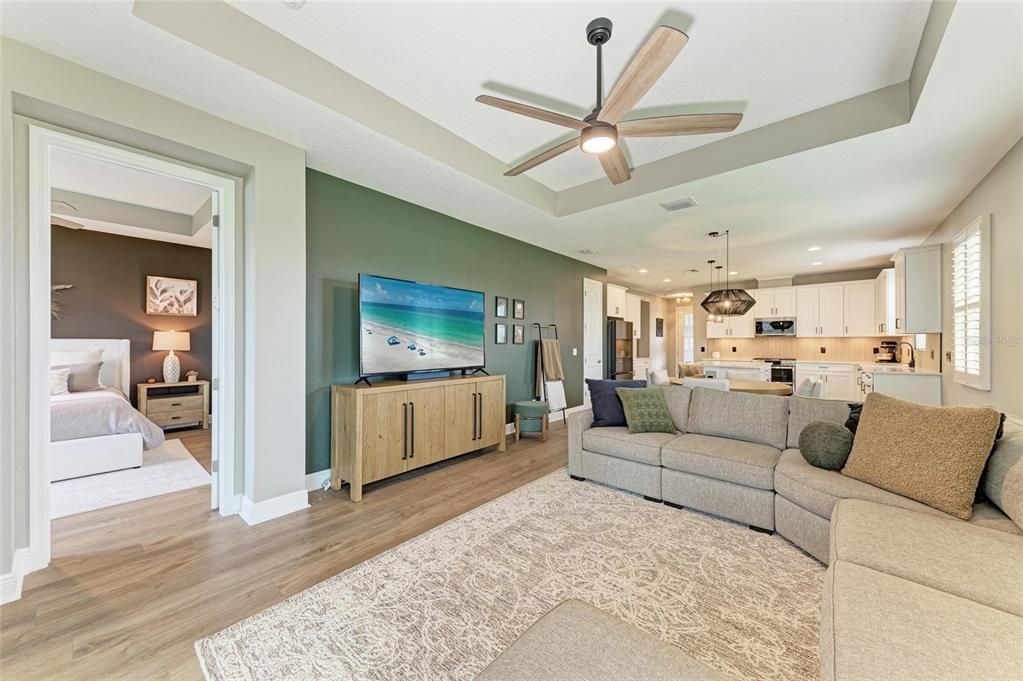 Под контрактом: $2,800 (2 спален, 2 ванн, 1672 Квадратных фут)