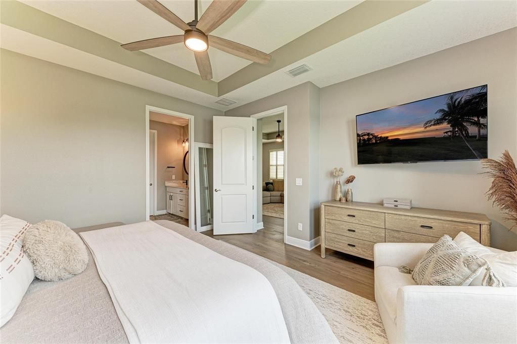 Под контрактом: $2,800 (2 спален, 2 ванн, 1672 Квадратных фут)