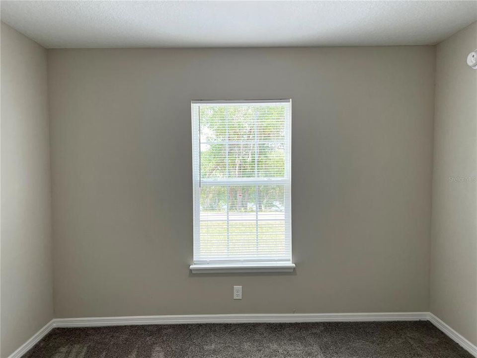 Active With Contract: $209,900 (3 beds, 2 baths, 1177 Square Feet)