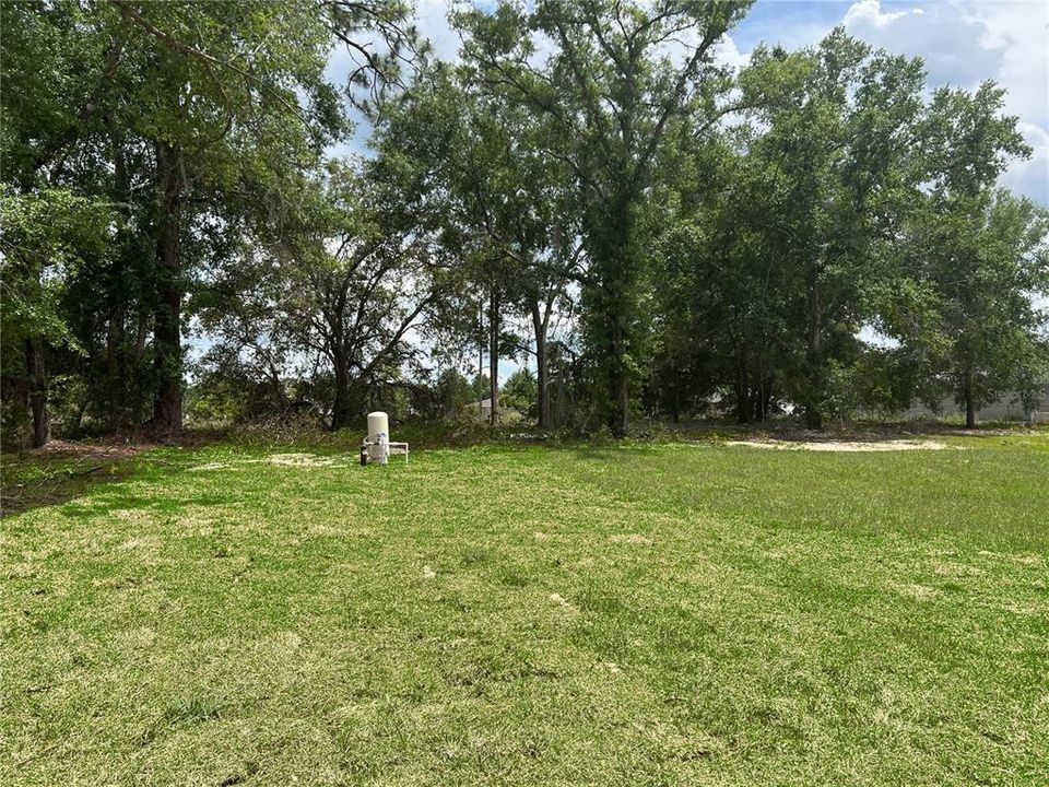 Active With Contract: $209,900 (3 beds, 2 baths, 1177 Square Feet)