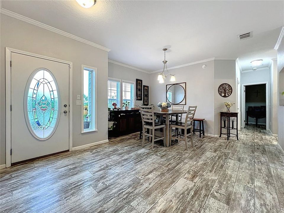 На продажу: $479,900 (3 спален, 2 ванн, 2108 Квадратных фут)