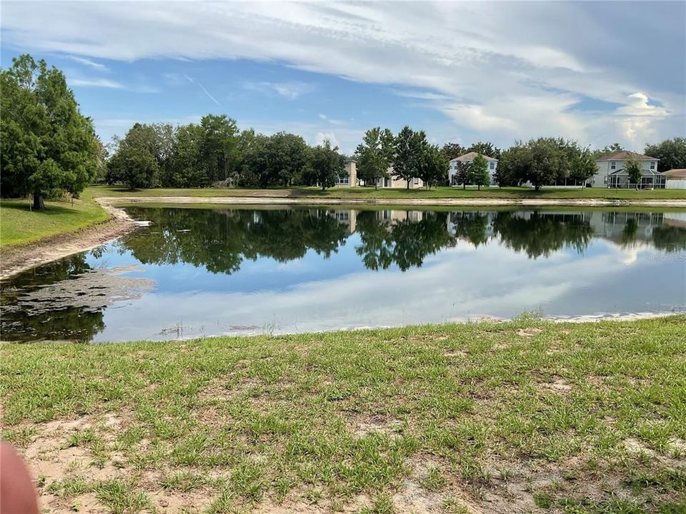 For Sale: $195,500 (2 beds, 2 baths, 1341 Square Feet)