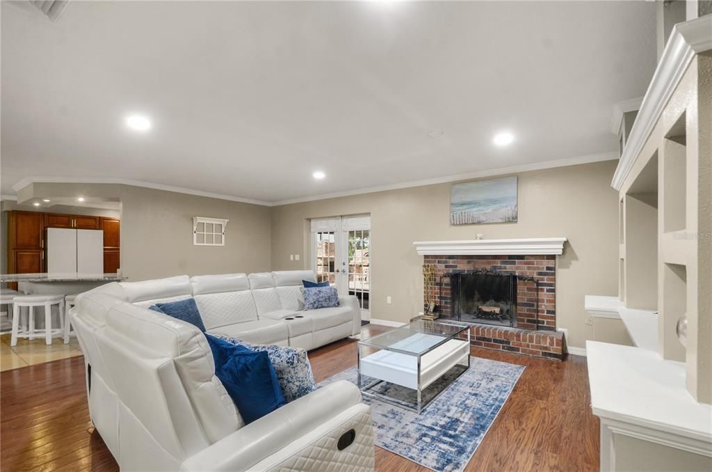 For Sale: $540,000 (4 beds, 2 baths, 2342 Square Feet)