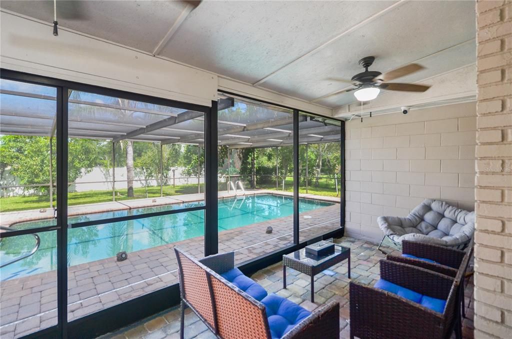 For Sale: $540,000 (4 beds, 2 baths, 2342 Square Feet)