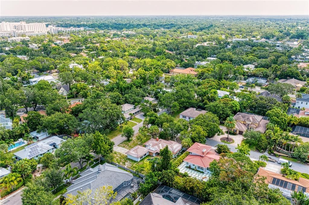 Под контрактом: $1,490,000 (2 спален, 2 ванн, 1665 Квадратных фут)