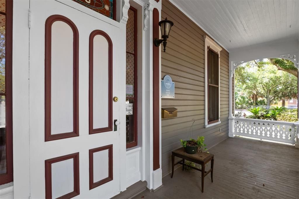 Active With Contract: $524,600 (4 beds, 2 baths, 2779 Square Feet)