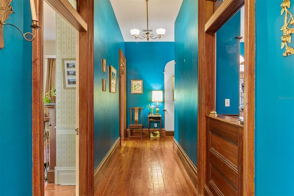 Active With Contract: $524,600 (4 beds, 2 baths, 2779 Square Feet)