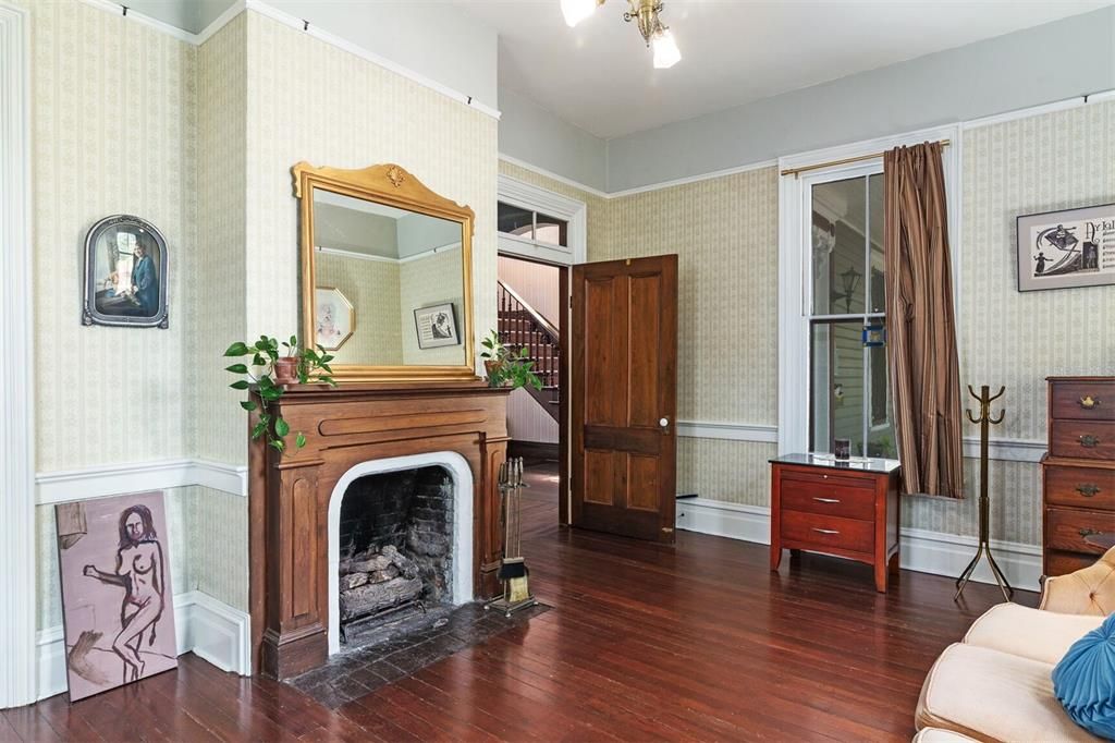 Active With Contract: $524,600 (4 beds, 2 baths, 2779 Square Feet)