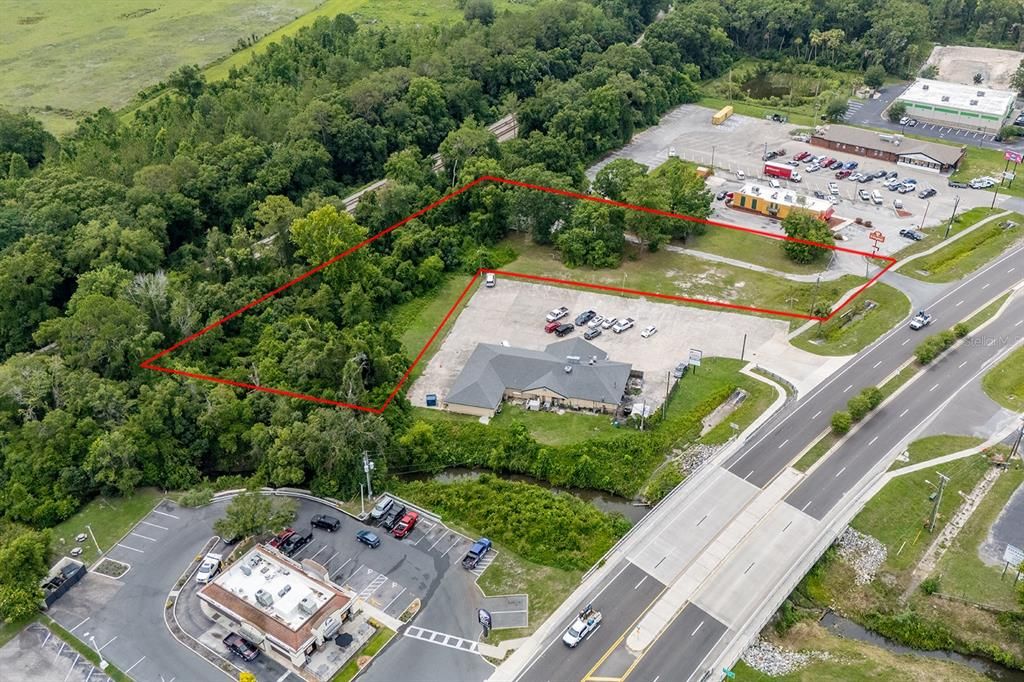 待售: $500,000 (1.44 acres)