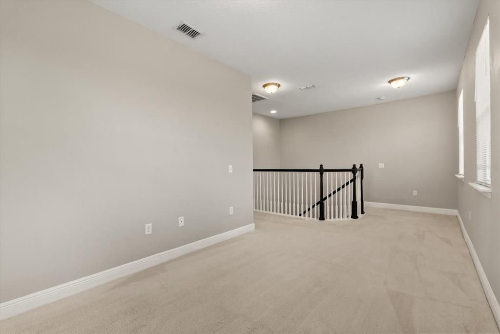 合同活跃: $499,999 (3 贝兹, 2 浴室, 2154 平方英尺)