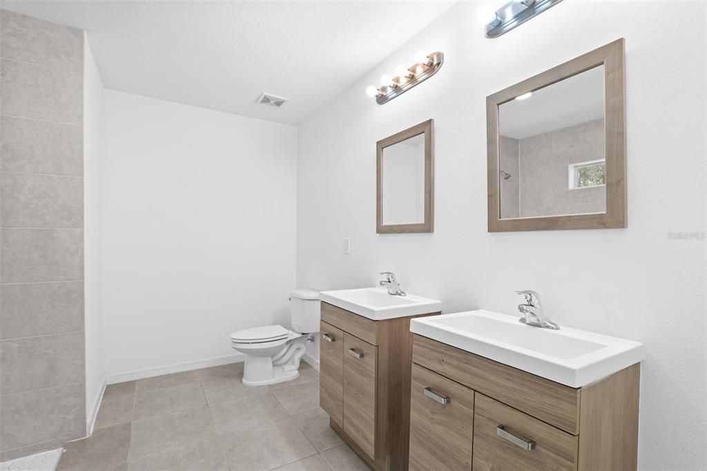 Active With Contract: $299,999 (4 beds, 2 baths, 1714 Square Feet)