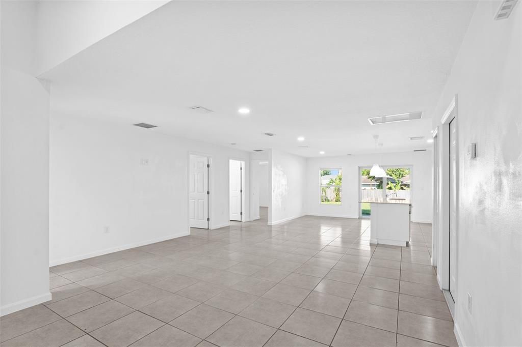 Active With Contract: $299,999 (4 beds, 2 baths, 1714 Square Feet)