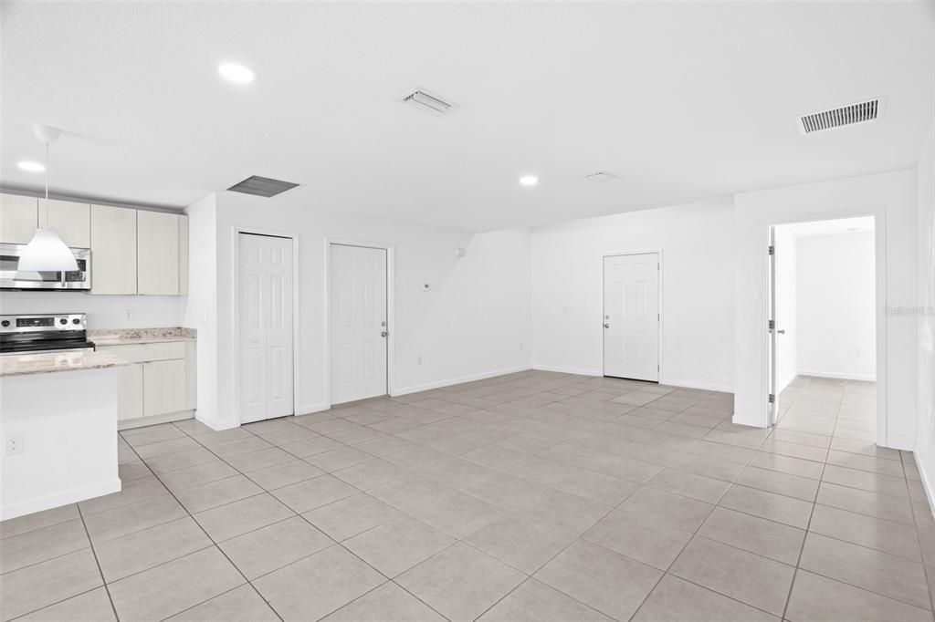 Active With Contract: $299,999 (4 beds, 2 baths, 1714 Square Feet)