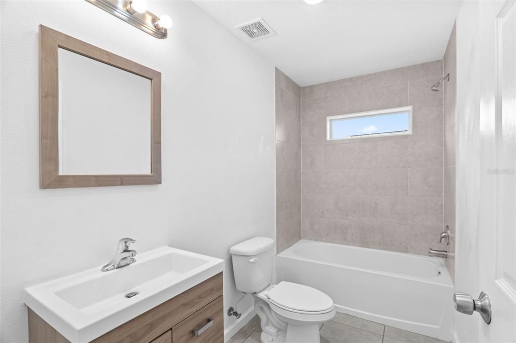 Active With Contract: $299,999 (4 beds, 2 baths, 1714 Square Feet)