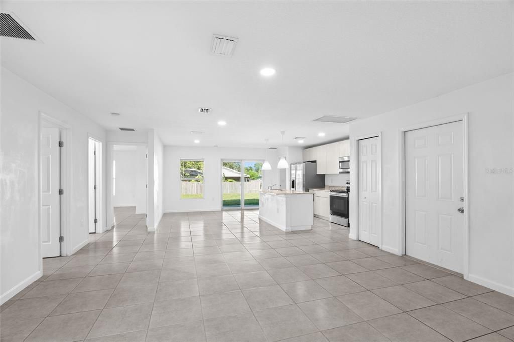 Active With Contract: $299,999 (4 beds, 2 baths, 1714 Square Feet)