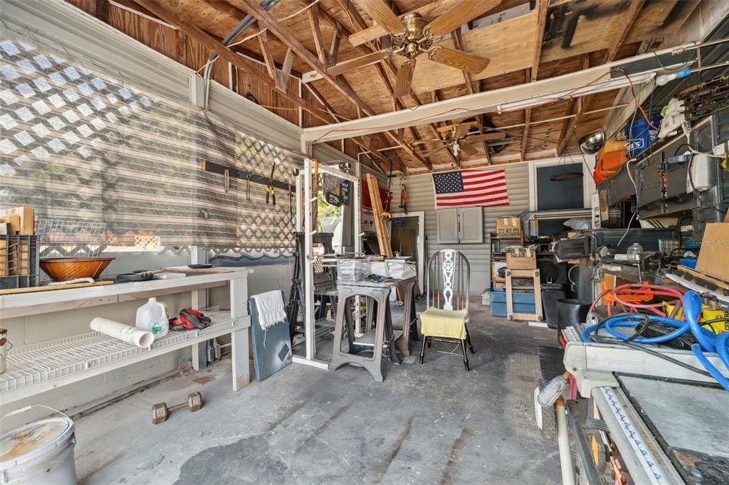 For Sale: $145,000 (3 beds, 2 baths, 960 Square Feet)