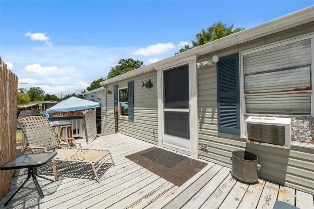 For Sale: $145,000 (3 beds, 2 baths, 960 Square Feet)