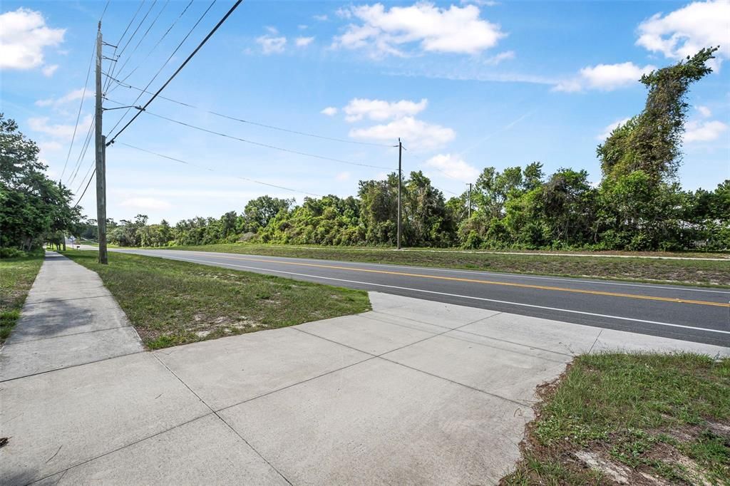 待售: $575,000 (2 贝兹, 1 浴室, 1104 平方英尺)