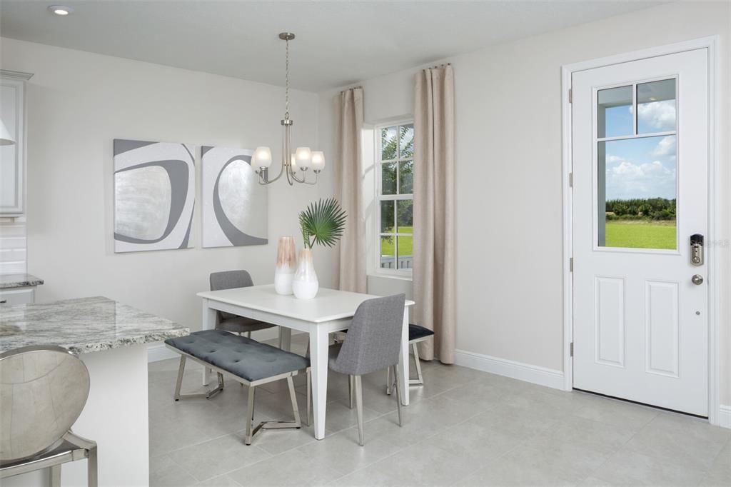 Под контрактом: $635,990 (3 спален, 2 ванн, 1628 Квадратных фут)