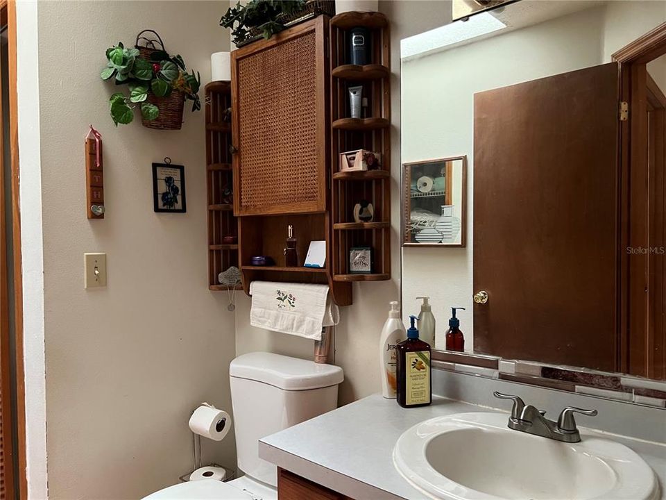 待售: $779,000 (4 贝兹, 3 浴室, 2250 平方英尺)