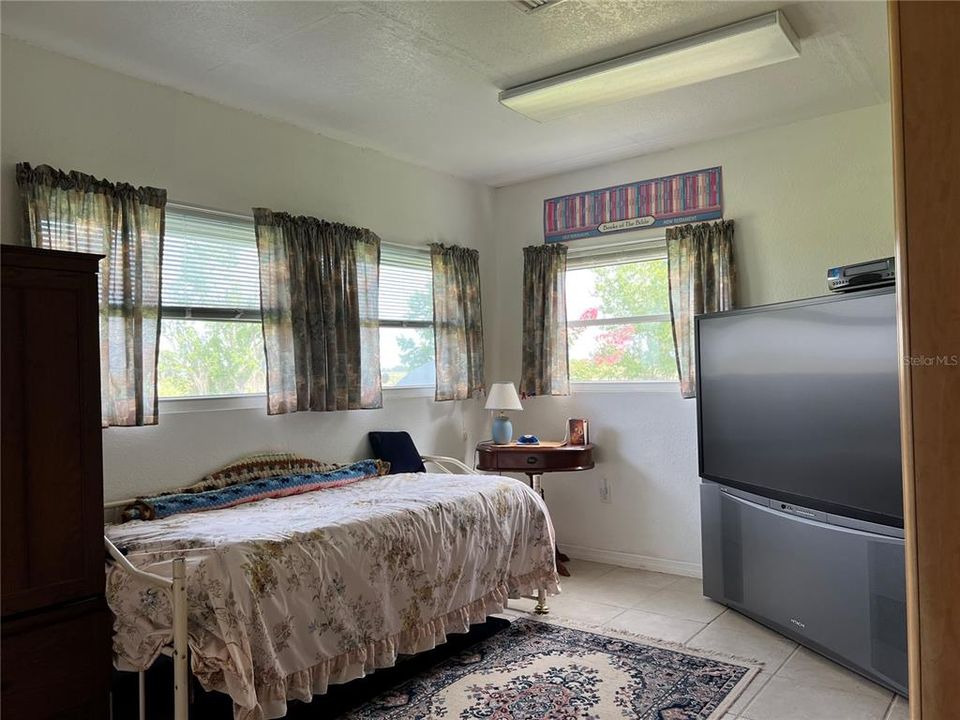 待售: $779,000 (4 贝兹, 3 浴室, 2250 平方英尺)