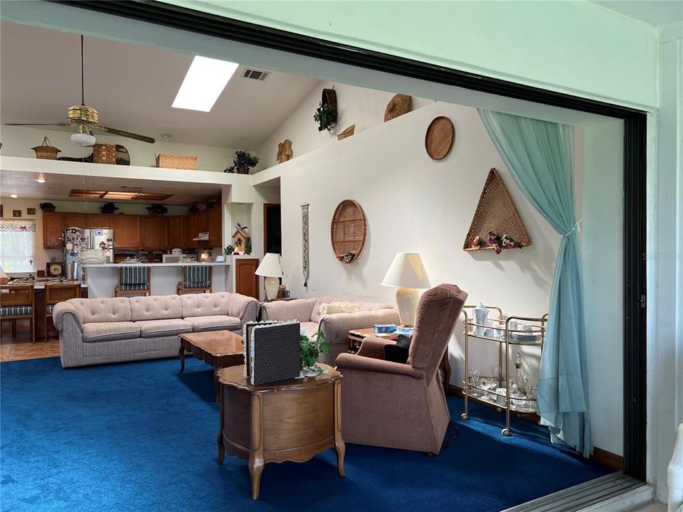 待售: $779,000 (4 贝兹, 3 浴室, 2250 平方英尺)