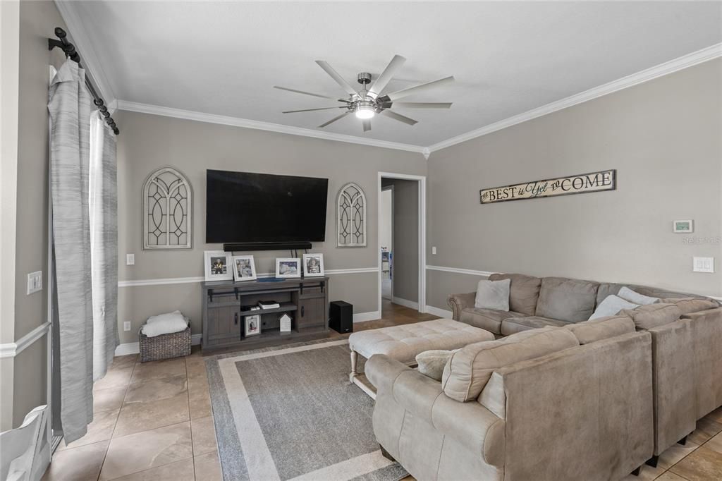 For Sale: $699,000 (4 beds, 3 baths, 3189 Square Feet)