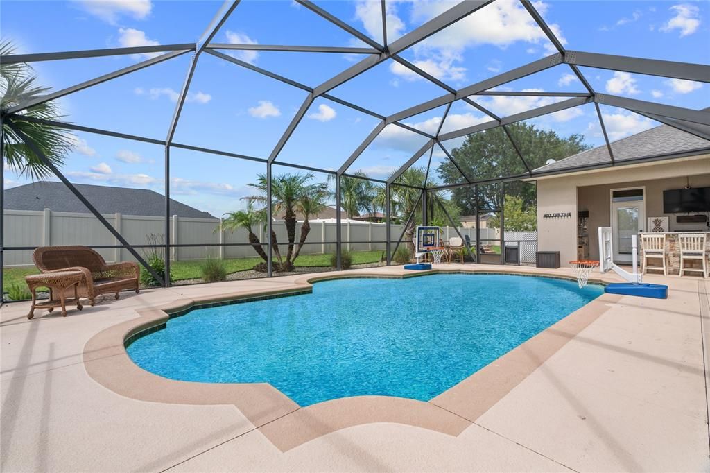 For Sale: $699,000 (4 beds, 3 baths, 3189 Square Feet)