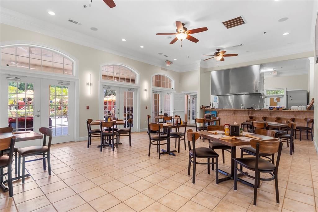 待售: $230,000 (3 贝兹, 2 浴室, 1244 平方英尺)