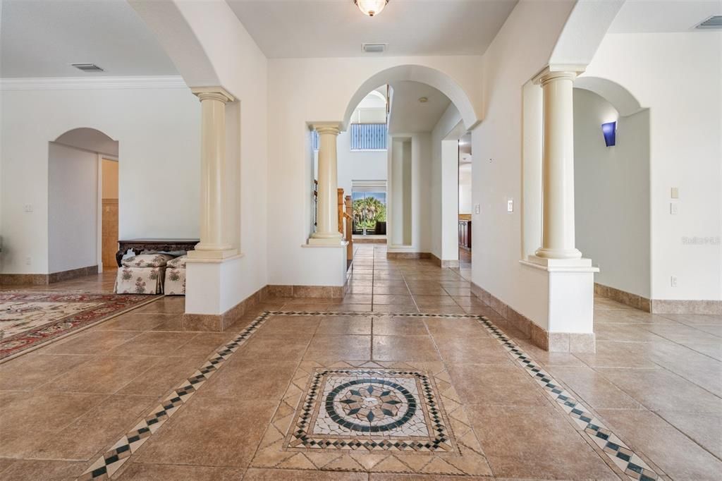 待售: $1,975,000 (4 贝兹, 4 浴室, 5543 平方英尺)